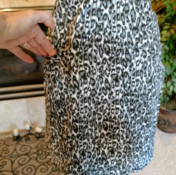 Leopard Print Bib Dress NWT! - Picture 2 of 16